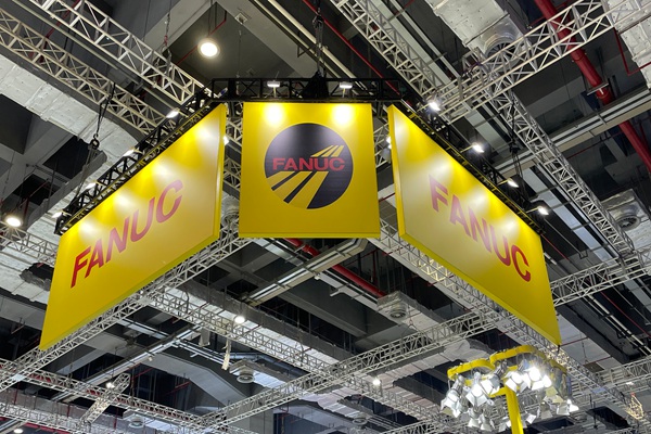 60JPH，全流程自動(dòng)化擰緊！上海發(fā)那科與吉利汽車(chē)共創(chuàng)底盤(pán)擰緊智能標(biāo)桿