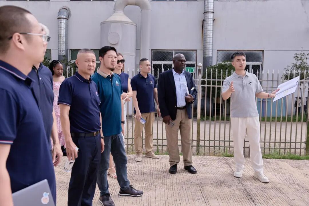 多国驻华使节走进创四方福建生产基地 共探合作发展新机遇